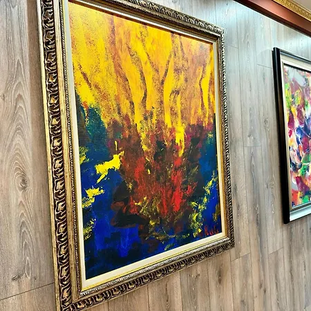 Gallery & Art Center Διαμέρισμα Τίρανα