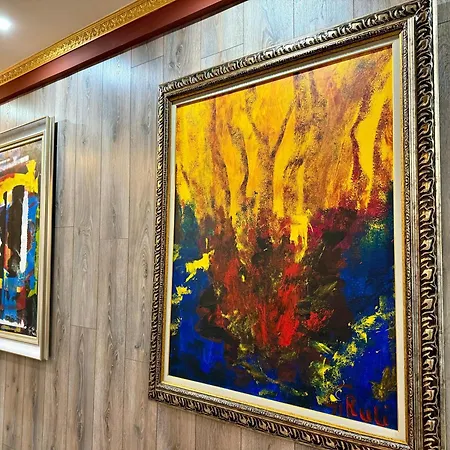 Gallery & Art Center Lejlighed
